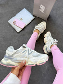 New Balance 9060 L. Premium - Branco/Cinza/Rosa