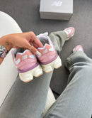 New Balance 9060 - Branco/Rosa