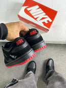 Nike Dunk SB - Black Pigeon