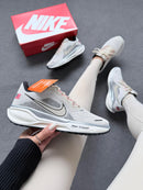 Nike Air Zoom Pegasus 41 Bandeira - Off/Cinza