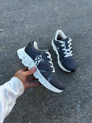 On Cloud Surfer Max - Grafite