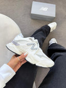 New Balance 9060 - Branco/Cinza