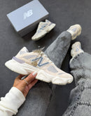 New Balance 9060 - Off/Cinza