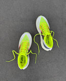 New Balance FuelCell Elite V4 - Neon