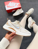 Nike Running Est 1972 - Bege/Ouro