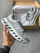 On Cloudtilt Premium - Cinza