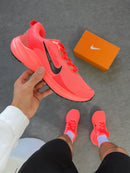 Nike Vomero 18 Premium - Laranja