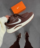 Nike Fit Sport - Café