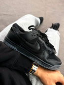 Nike Dunk Low Jumbo Reverse - Preto/Cinza