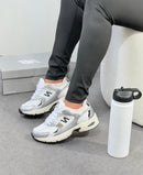 New Balance 530 - Branco/Prata