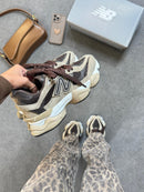 New Balance 9060 - Castor/Café