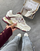 New Balance 9060 - bege/marsala