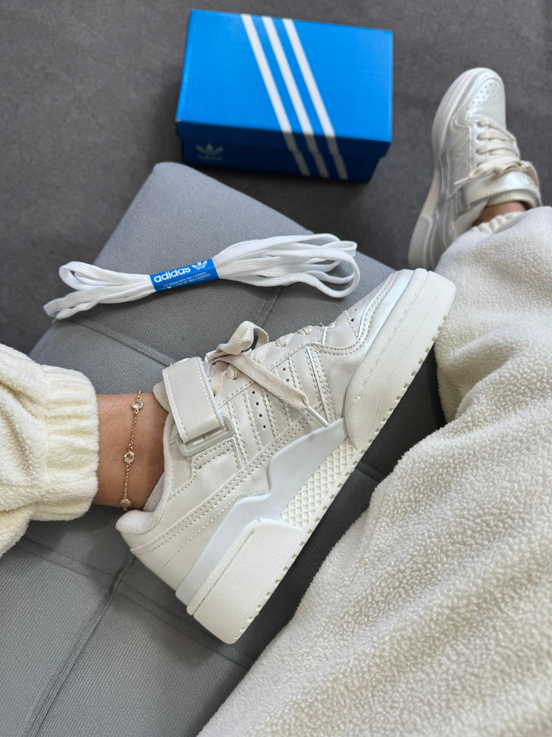 Adidas fórum low Velcro - Pérola