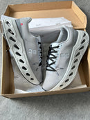 On Cloudtilt Premium - Cinza