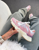 New Balance 9060 - Branco/Rosa