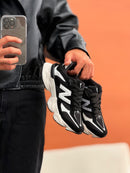 New Balance 9060 - Preto/Branco
