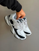 New Balance 9060 Premium - Cinza/Preto