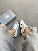 New Balance 9060 Premium - Branco/Preto