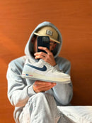 Nike Air Force Premium - Branco/Marinho