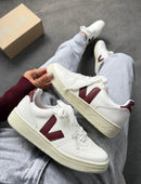Veja V-10 - Branco/Marsala