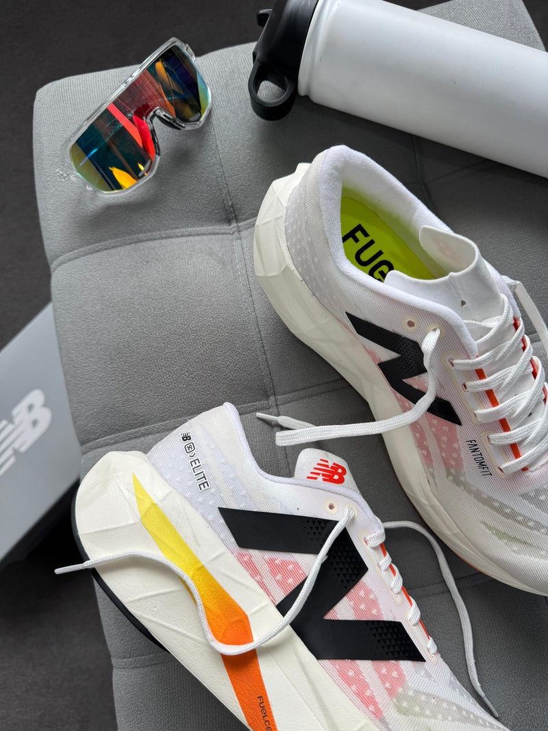 New balance FuelCell SC Elite v4 - Branco/Laranja