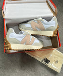 New Balance 327 - Off/Rose