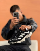 New Balance 9060 - Preto/Branco
