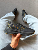 Mizuno Victory RSP - Preto/Ouro