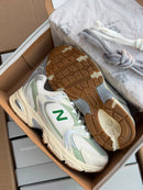 New Balance 530 - Branco/Mint