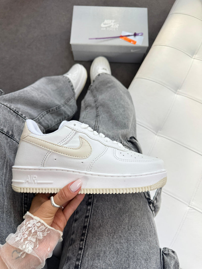 Nike Air Force f1 - Branco/creme