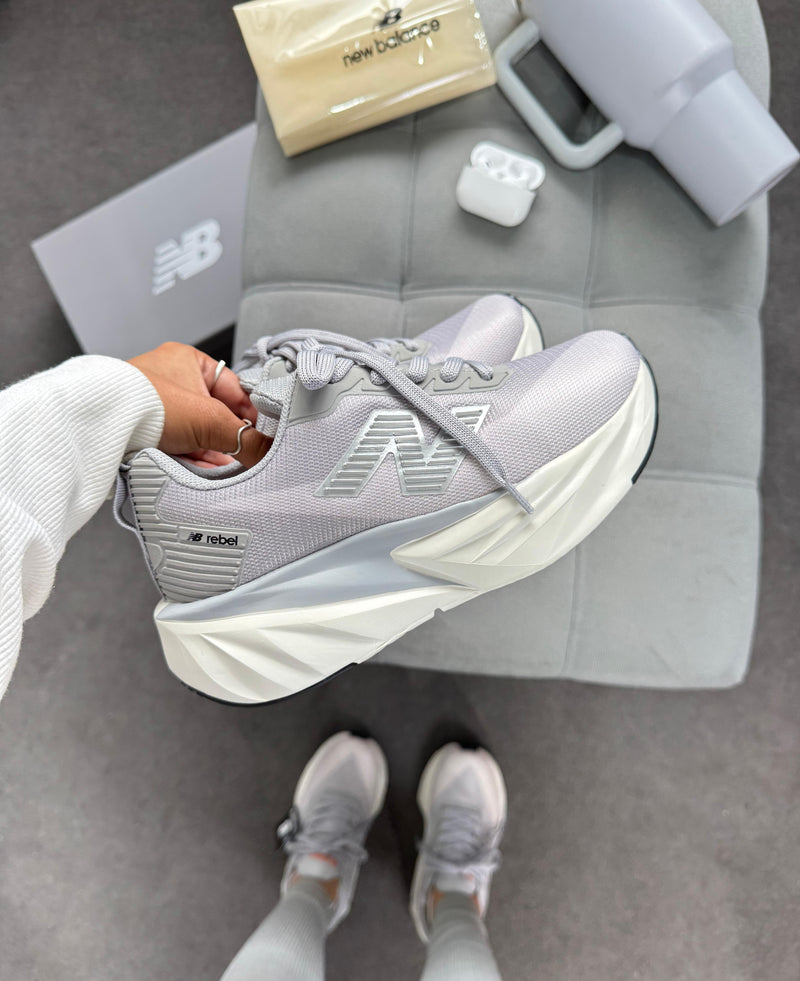 New balance Fuel Cell rebel - cinza/ cinza