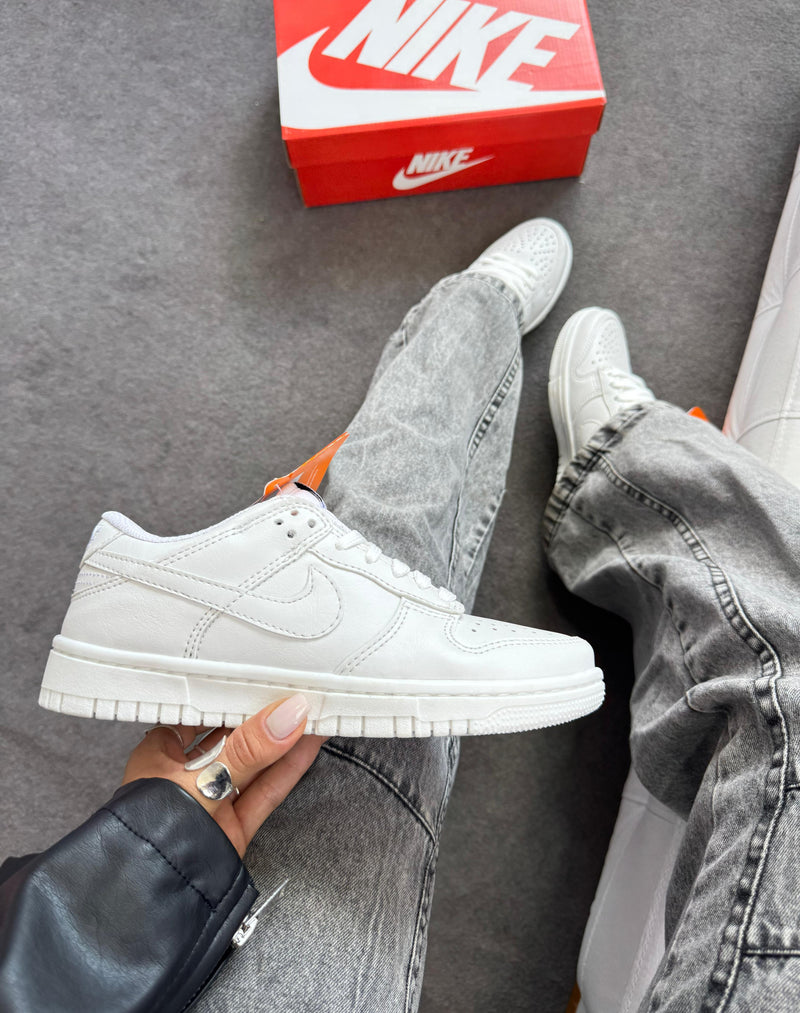 Nike Dunk low pro luxo - branco