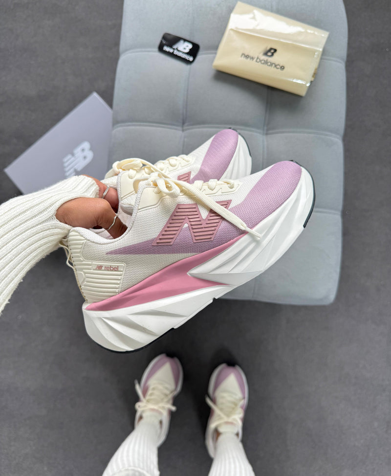 New balance Fuel Cell rebel -  Off white / Rosê
