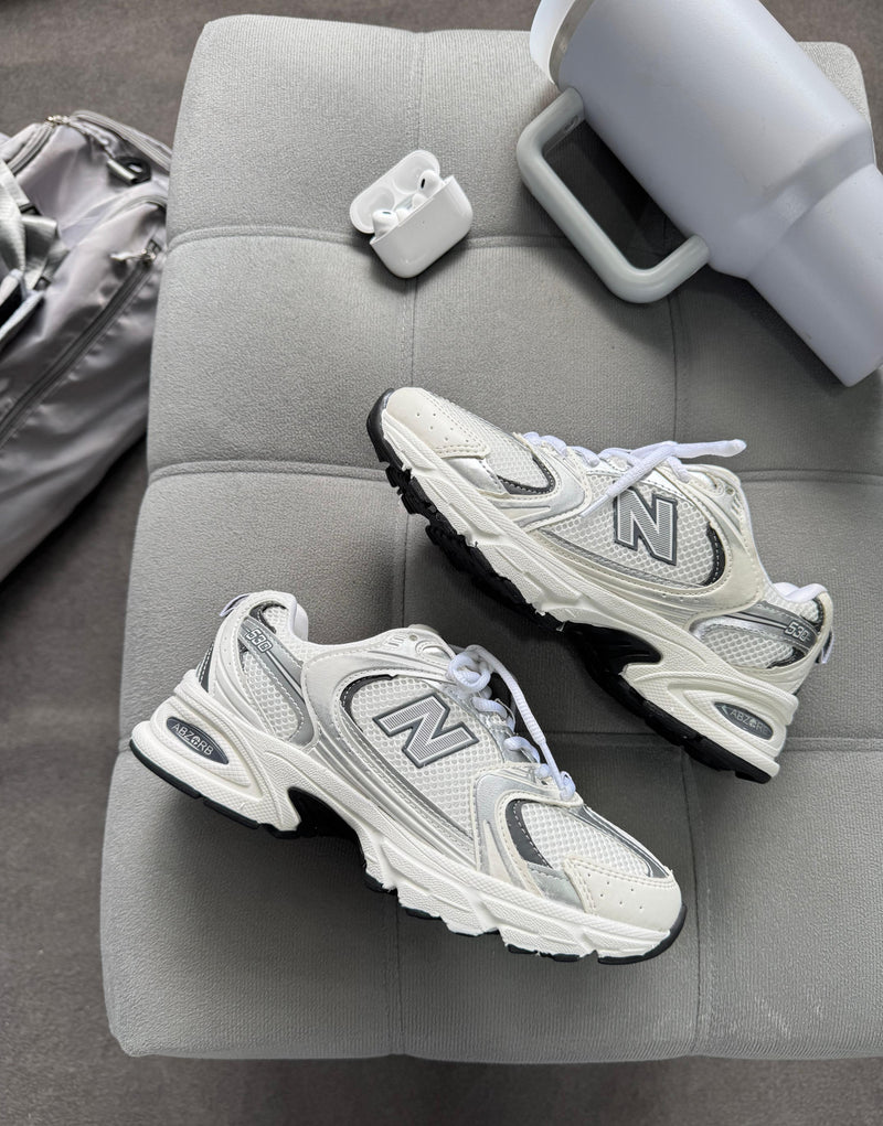 New balance 530 -  Branco/ chumbo