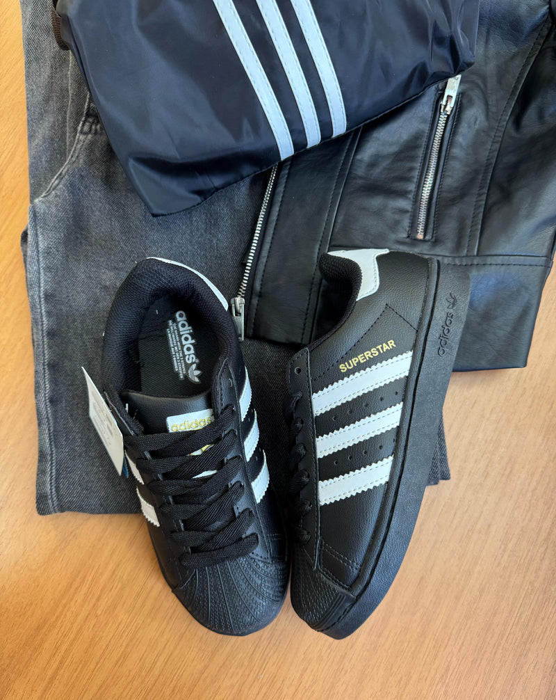 Adidas super star - Preto/branco