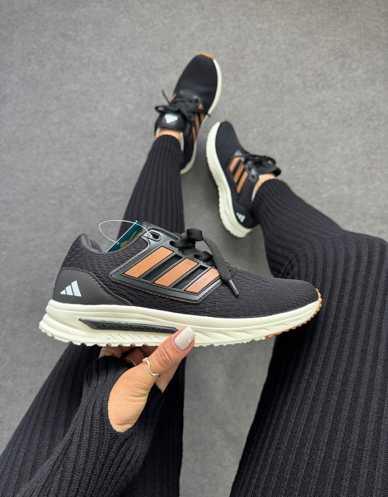 Adidas Advanced - Preto/caramelo