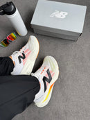 New balance FuelCell SC Elite v4 - Branco/Laranja