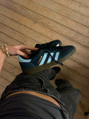 Adidas Spezial ( em couro ) - Marinho/celeste