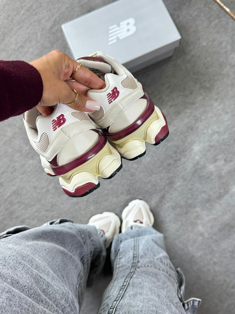 New Balance 9060 - bege/marsala