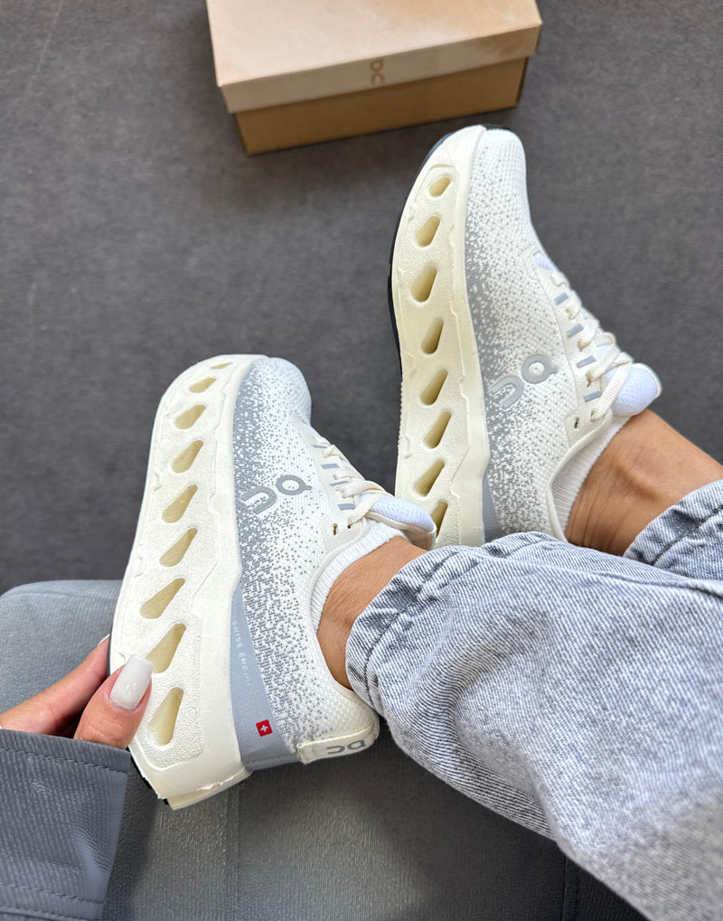 On Cloud Eclipse 2 "Virgínia" - Off/white