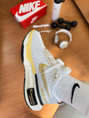 Nike Invencible Run 3 - Amarelo
