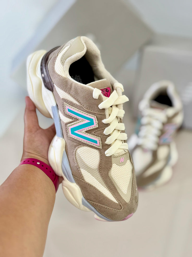 New Balance 9060 "Off Rosa Verde Água"