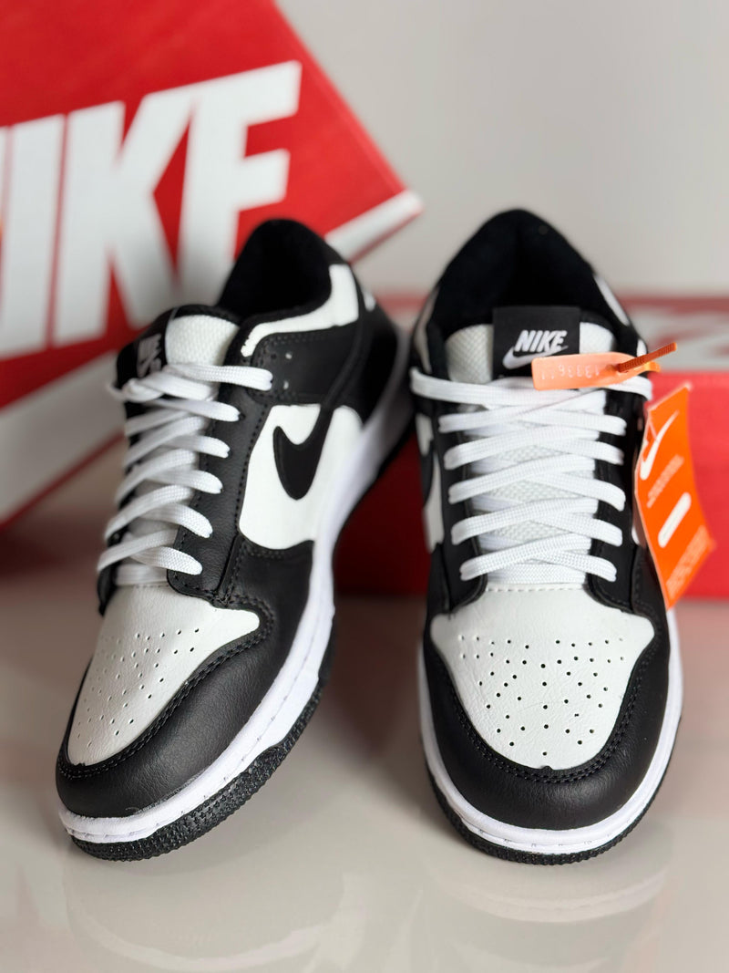 Nike Dunk Low Pro "Preto e Branco