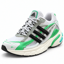 Adidas x Pharrell Jellyfish White Lime — pose 3 em fundo branco