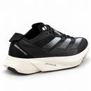 Adidas Adizero Adios Pro 3 – Black: vista traseira em três quartos