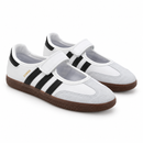 Adidas Samba Jane White Black: par em perspectiva