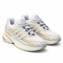 Adidas x Pharrell Jellyfish – Off-White & Beige — foto 2 em fundo branco