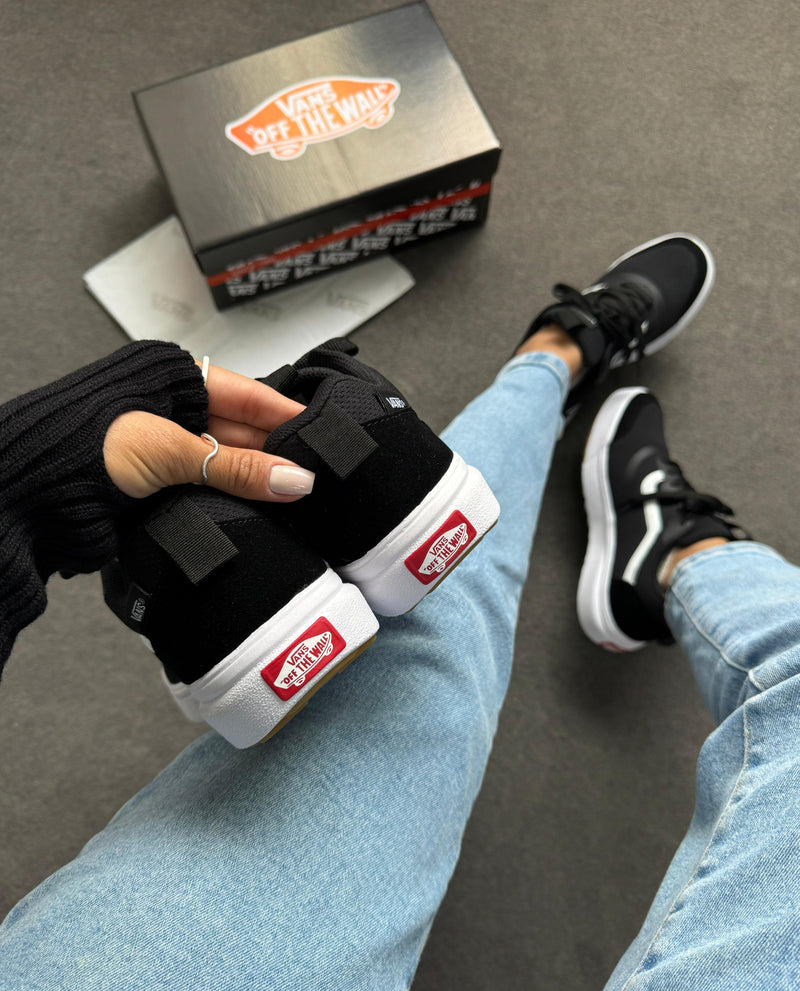 Vans ultrarange - Preto/branco