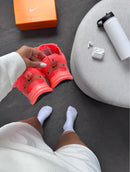 Nike Vomero 18 Premium Unissex - Laranja