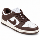 Nike Dunk Low Pro Café — frontal em três quartos, ponta para a direita